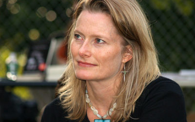 JENNIFER EGAN – Manhattan Beach – R. Laffont