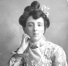 Lucy-Maud-Montgomery-in