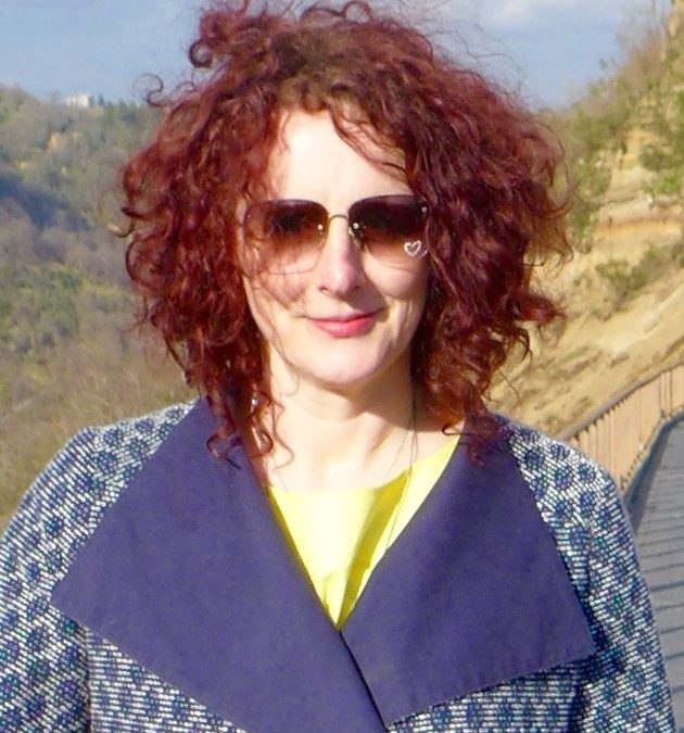 Maggie_O'Farrell_(cropped)